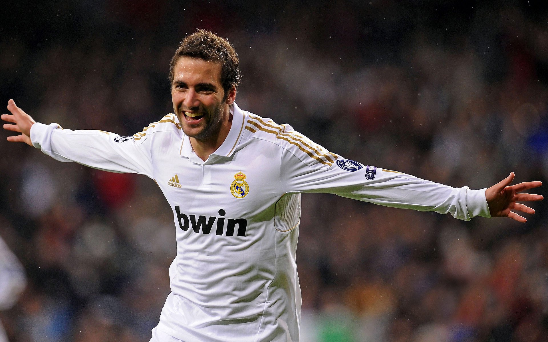 塞尔塔主场战胜马拉加，成功逆袭扭转颓势，塞尔塔vs马德里竞技预测