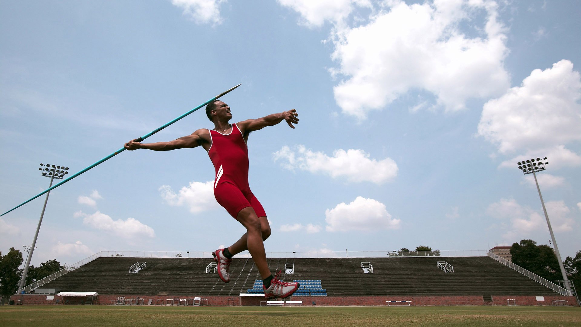 拉科鲁尼亚队员齐心协力，努力获得胜利